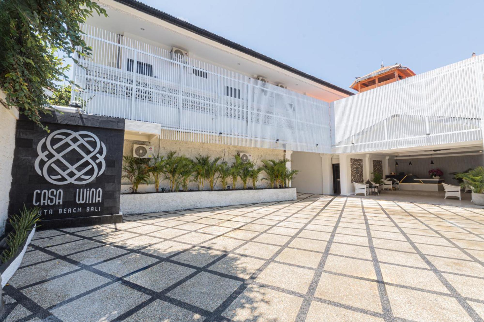 Casa Wina Kuta Hotel Kuta  Exterior photo
